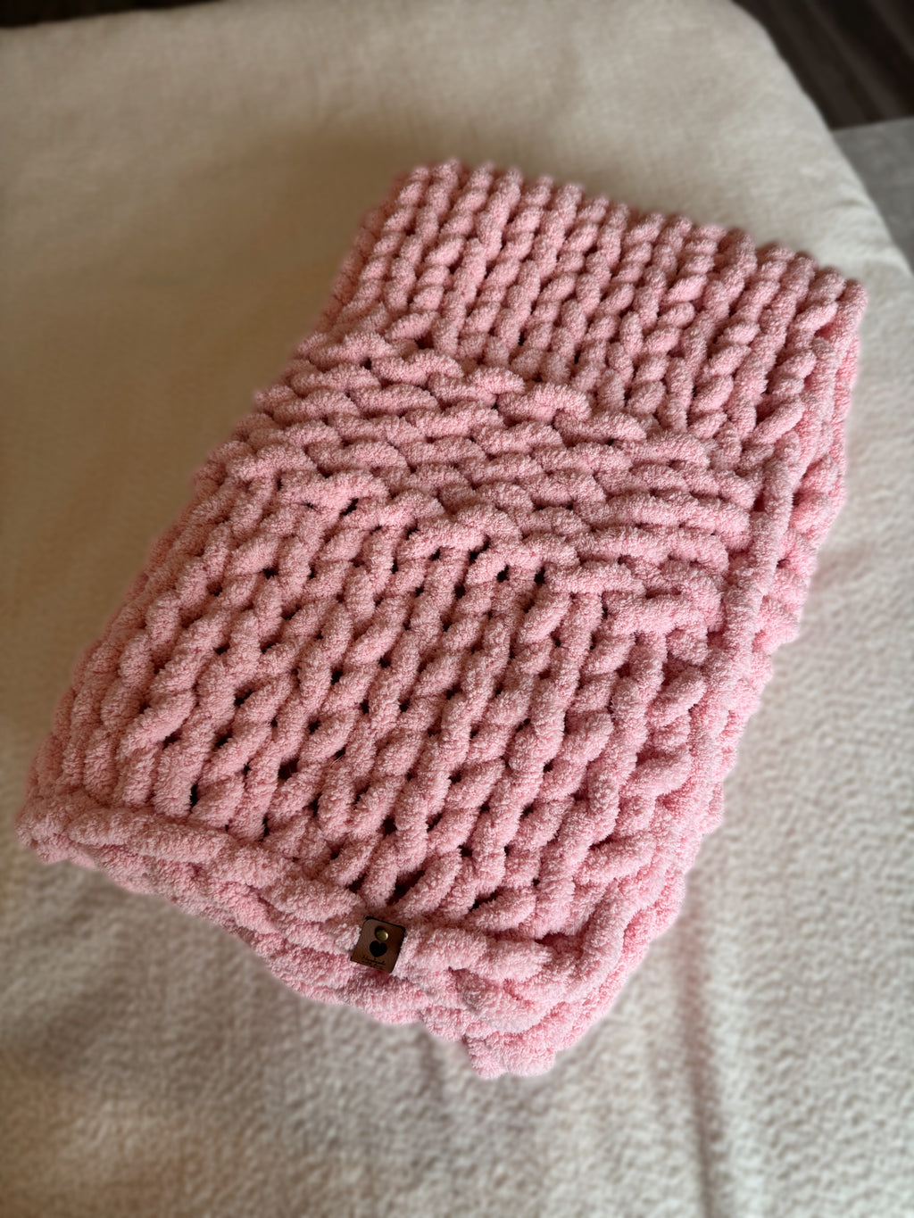 Pink Chunky Knit Blanket