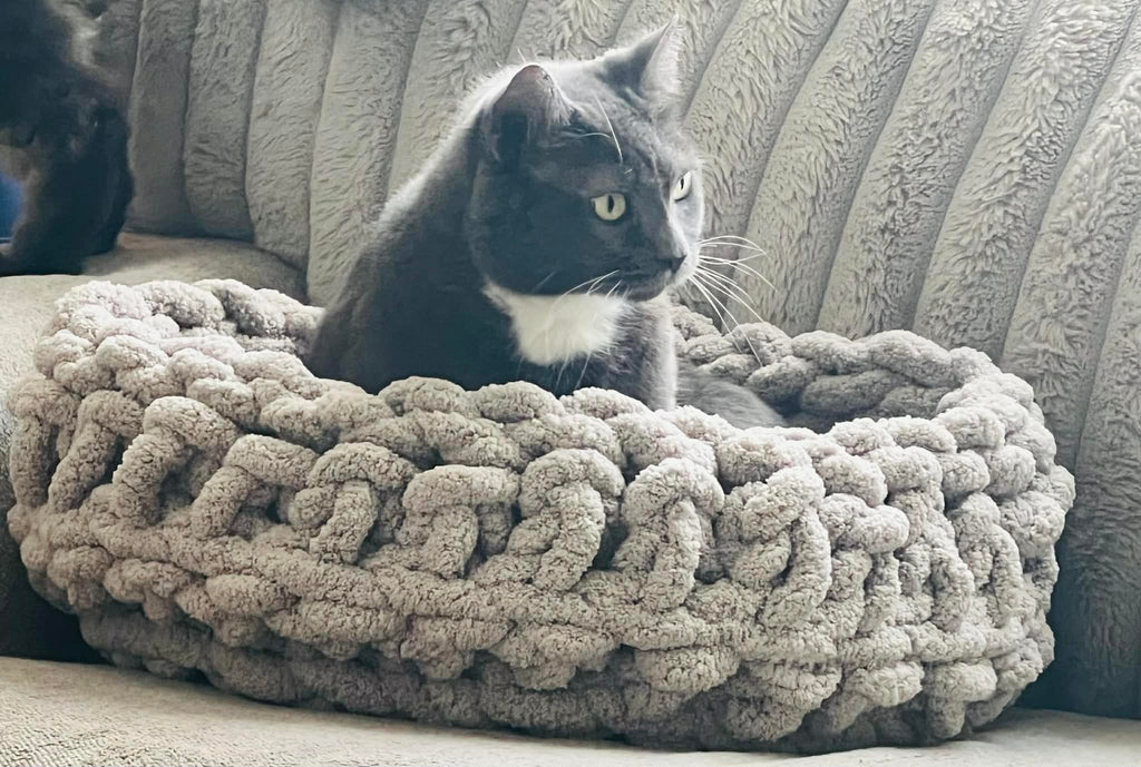 Round Chunky Yarn Pet Bed Grey Handmade Crochet Gift Custom