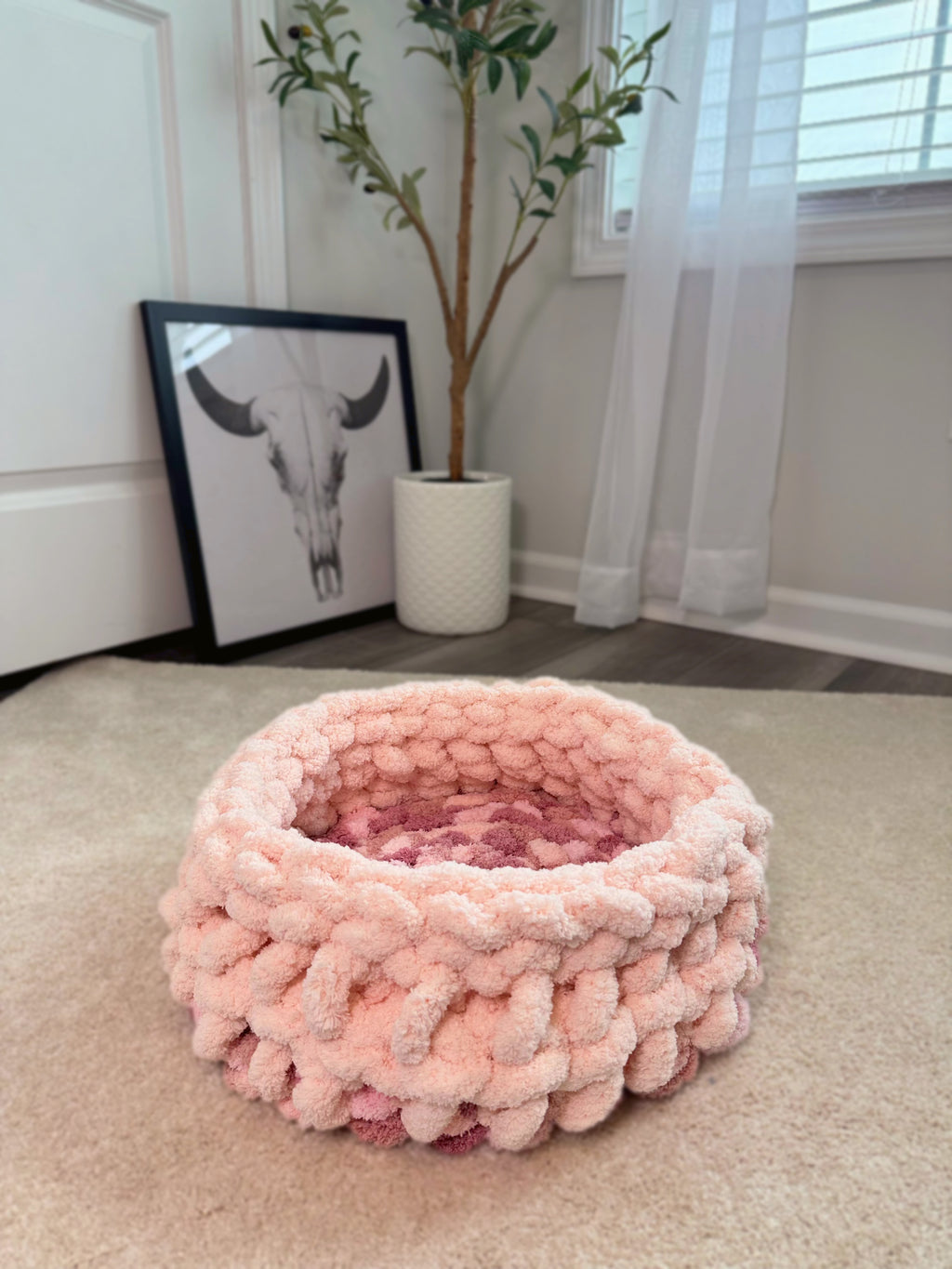 Round Chunky Yarn Crochet Knit Pink Soft Pet Bed